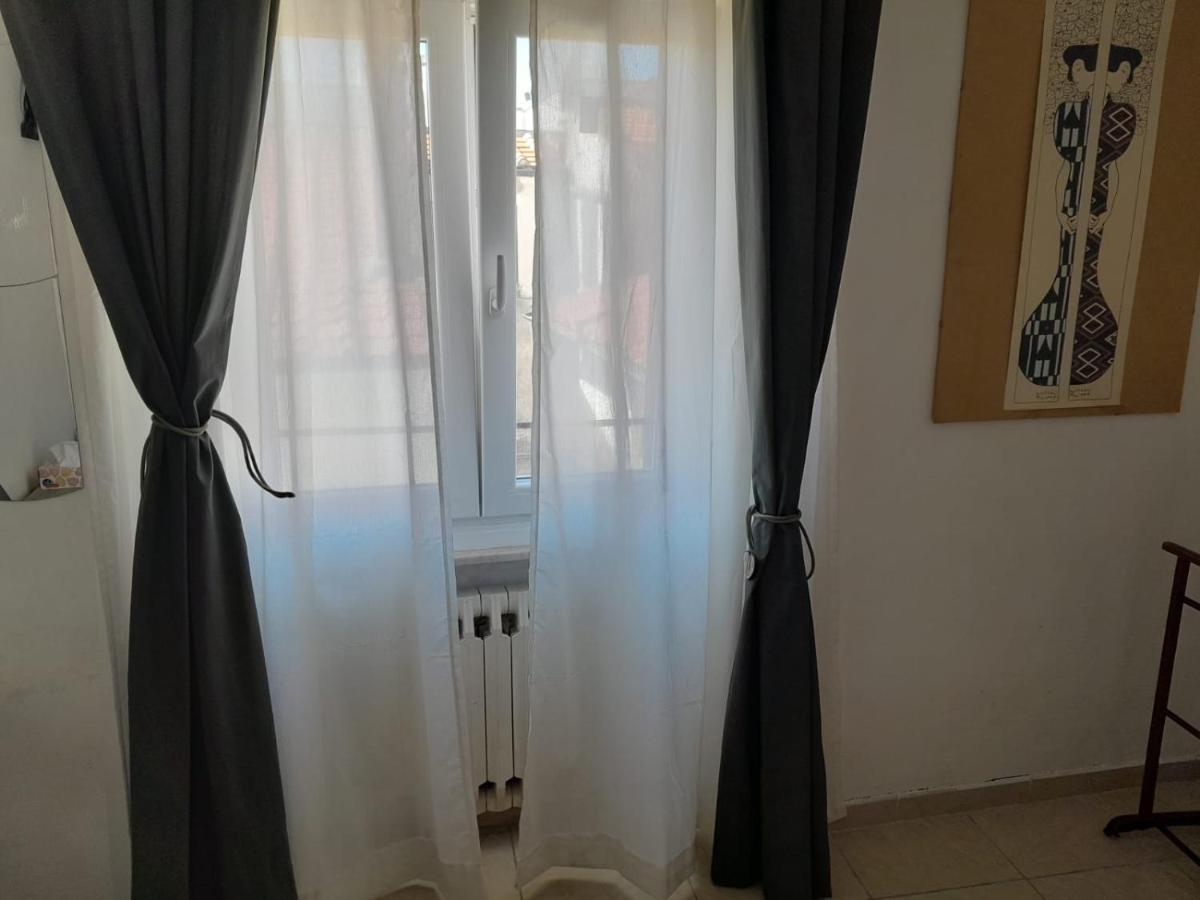 Casa Di Federica Camera Con Bagno Privato Esterno Livorno Exteriör bild